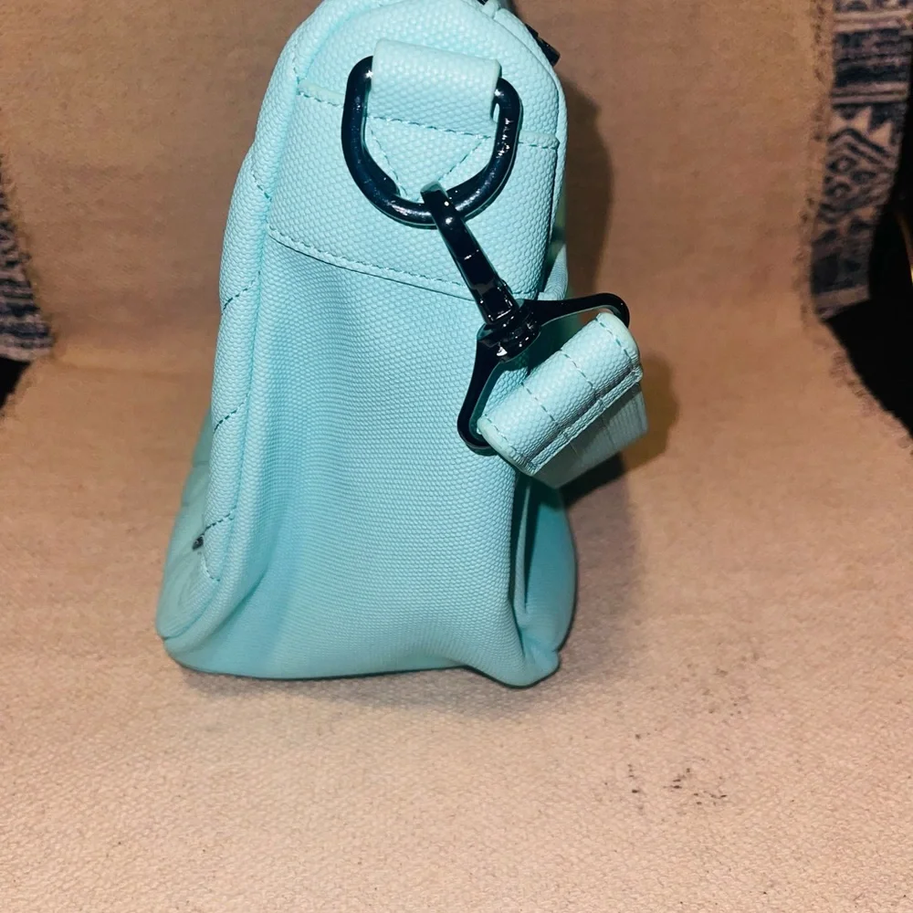 LUG Matte Luxe Harmony bag - aquamarine - Gently used - Picture 10 of 11